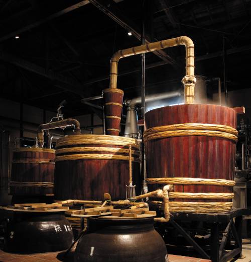 「単式蒸留器」の樽
